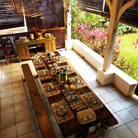 Bed and Breakfast Le Medinilla Bras-Panon Exterior foto