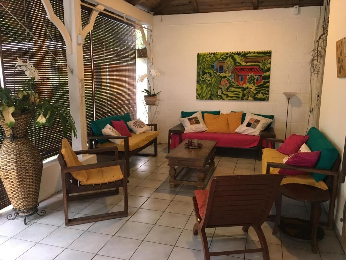 Bed and Breakfast Le Medinilla Bras-Panon Exterior foto